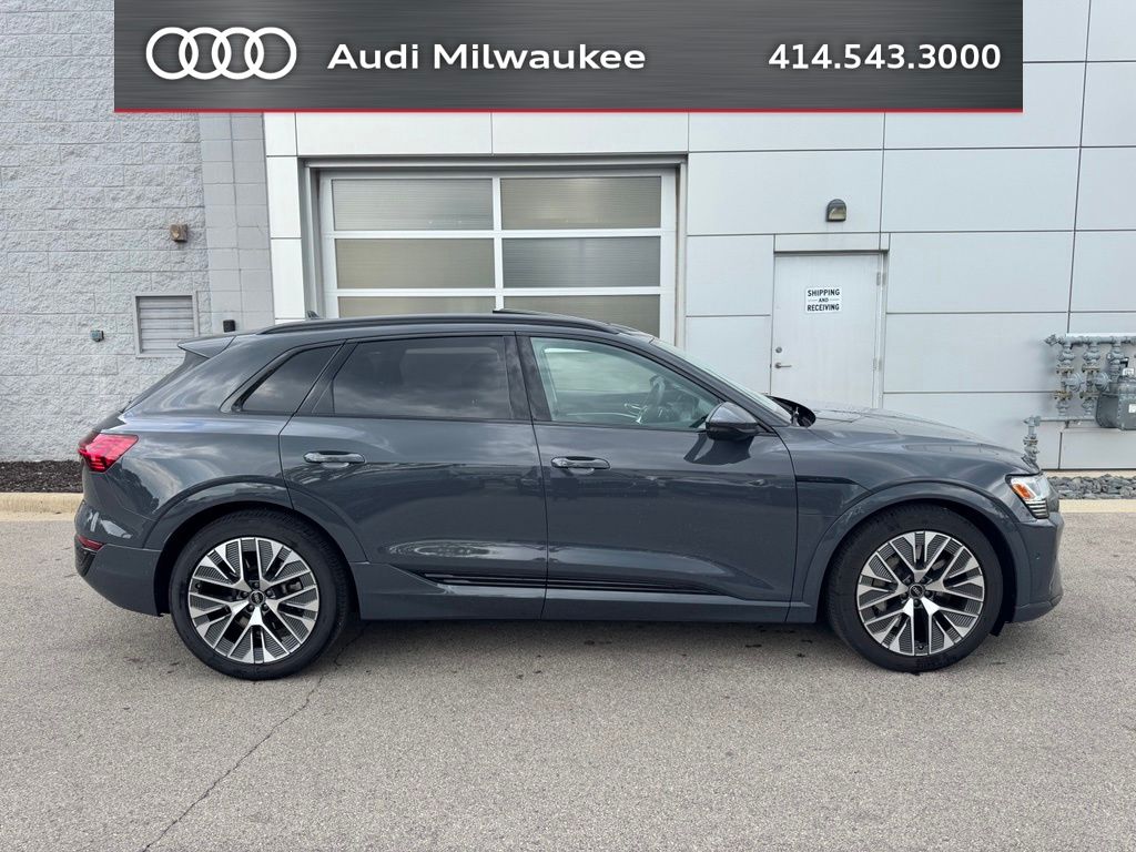 audi q8 e-tron 2024 WA16ABGE4RB007436 image audi q8 e-tron 2024 WA16ABGE4RB007436 image